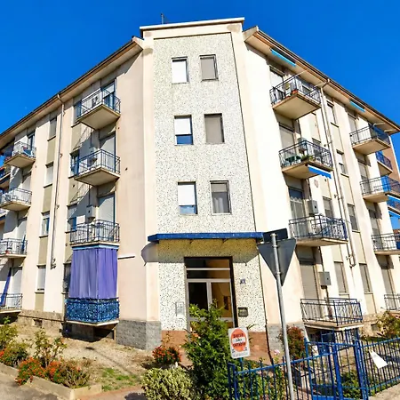 Respsuite - Novara Est 2 Camere, 2 Bagni E Garage Pernate