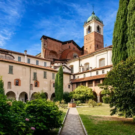 Respsuite - Novara Est 2 Camere, 2 Bagni E Garage