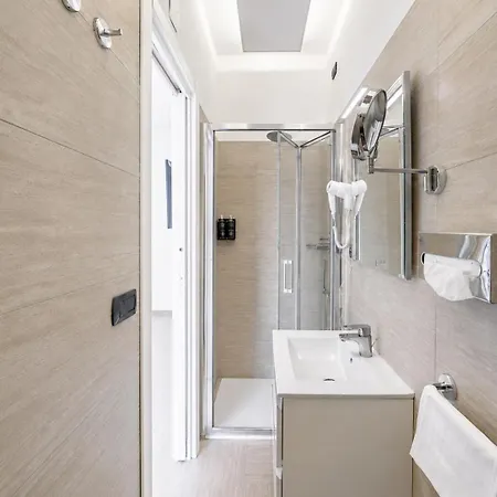 Apartamento Respsuite - Novara Est 2 Camere, 2 Bagni E Garage *